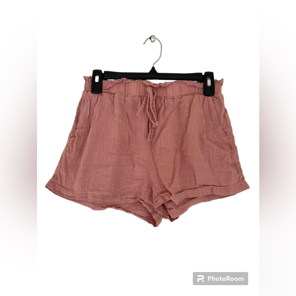 SHEIN EZwear Paperbag Waist Slant Pocket Shorts